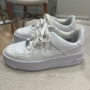NIKE Air Force One sneakers